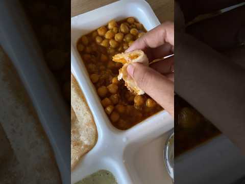 WHAT I EAT IN A DAY. ft. MEDICAL COLLEGE ๐ฑ๐ฉ๐ปโโ๏ธ #shorts #mbbs #medicalstudent