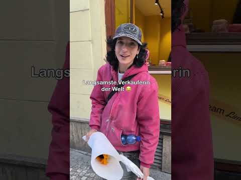 Langsamste Verkäuferin der Welt 😂 | How2Shirli