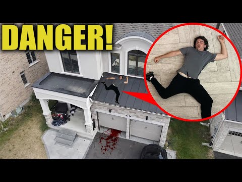 IF YOU EVER SEE YOUR BLOODY ROOMMATE ON THE ROOF, RUN AWAY! (someone THREW STROMEDY)