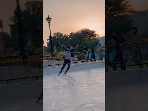 pararal slide??#hamzaskater #ayazskatingclub #skating #shortsvideo #viralvideo