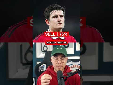 Reacting To Man United KEEP or SELL From 1 YEAR AGO! ๐ฑ