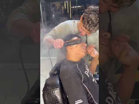 مواقف حلاق علاج الحبايه المتسلطنه نهائي😱✂️😂#subscribe #تحشيش #اكسبلور #viralyoutubeshorts #barber