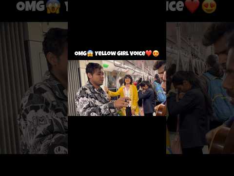 Omg Her Voice😱 | Singing In Delhi Metro | Jhopdi K #shorts #singing #metro