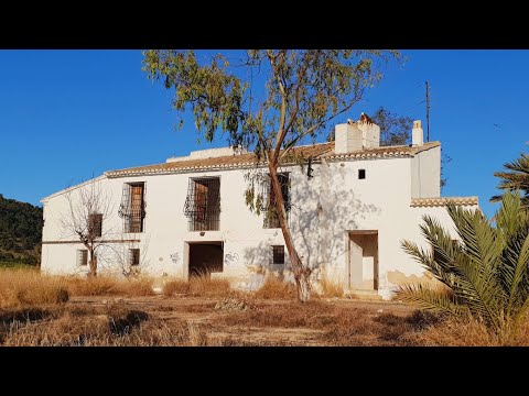 Encontré CASA ABANDONADA con NEGOCIO FAMILIAR POR CASUALIDAD