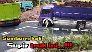 Truk dump nekat konvoi di Medan berlumpur #kisahkehidupan  