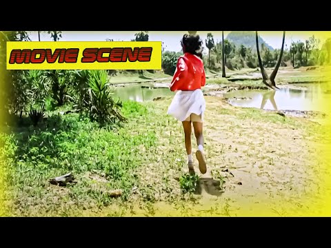 अकेली लड़किया जंगल जानेपर फस गयी || Hindi Dubbed Movie Scene ||Thriller Movie Scenes