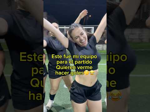 Vanesa ahora es futbolera😳
