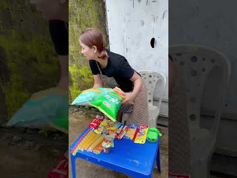 Cậu bé đáng thương và chủ quán tốt bụng - The poor boy and the kind innkeeper #shorts