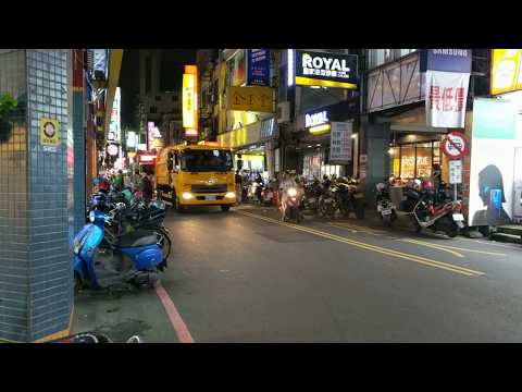 Garbage Truck Playing Tekla Bądarzewska-Baranowska’s “A Maiden’s Prayer” (Taiwan) 