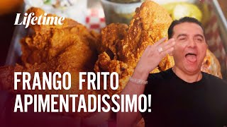 🔥 A receita perfeita de frango frito picante! 🍗 | LEGENDS OF THE FORK COM BUDDY VALASTRO | LIFETIME