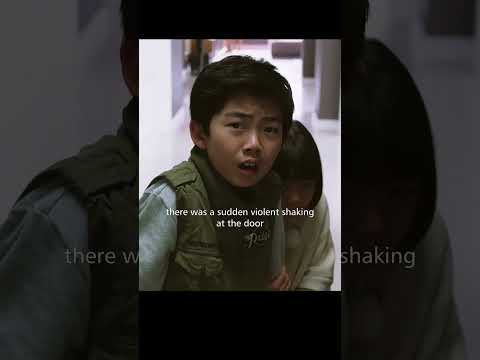 Two children are sitting in the car, but danger is approaching！ #movie #film