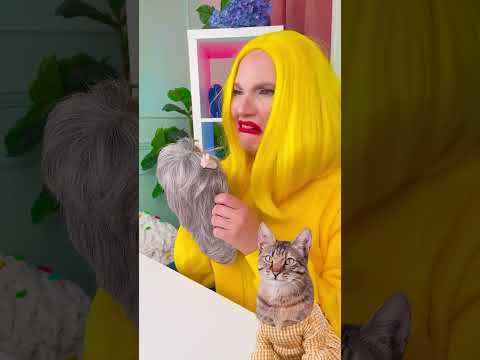 Oops! Gum in Hair… No Problem for Pikachu and Kitty 😸 #funnycats #shorts