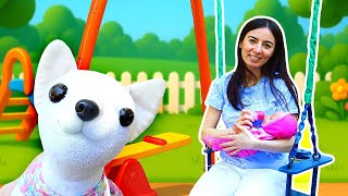 Emily ile Harika Yürüyüş Zamanı! 👶🌿 | Bebek Bakımı, Mama ve Eğlence Bir Arada! 🍼🎒