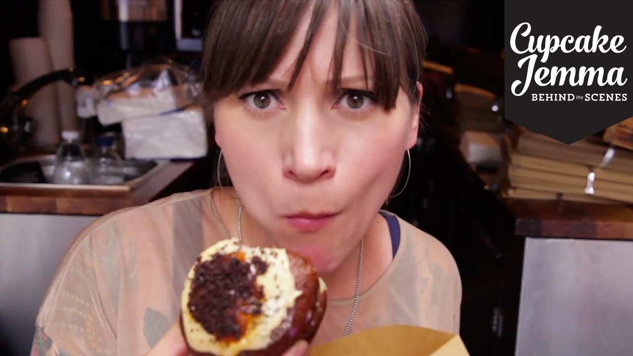 Carnaby Street Eats ft Johnny Cupcakes, Pizza Pilgrims, Stax & Crosstown Donuts
