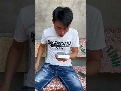 The story between Samsung and Iphone 😂 #trending #viralvideo #shortvideo