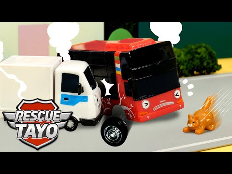 Blue Rescue Team! There's a Scary Animal on the Road! | Rescue Tayo Story | Tayo Rescue Team