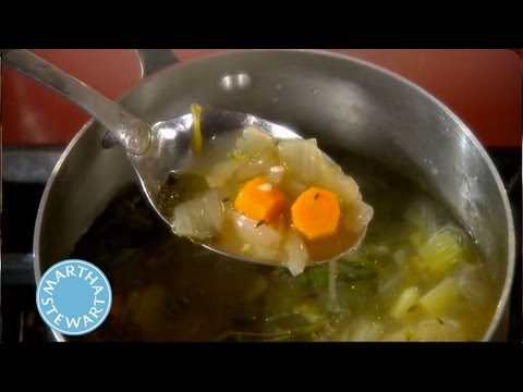 Homemade Stocks Lesson | Martha Stewart's Cooking School ...