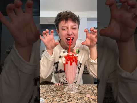 Probando la malteada de Drácula #shorts