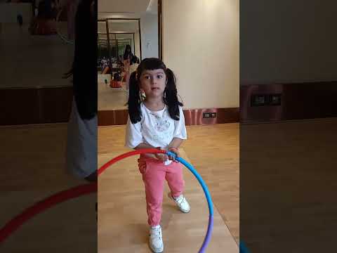 Students/Hulahoop/ Akanksha ma'am