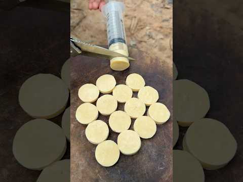 The guy show DIY mini soap and save water tips to survival#bushcraft #camping #outdoors