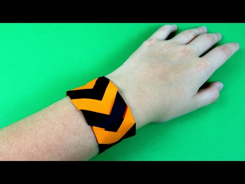 how to make a bracelet with your own hands  Paper bracelet