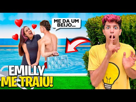 UM GAROTO DEU EM CIMA DA EMILLY VICK *Descobri tudo ?