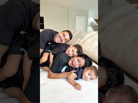 A saga da foto perfeita em família 😂 #humor #familia #jaquesobrinho