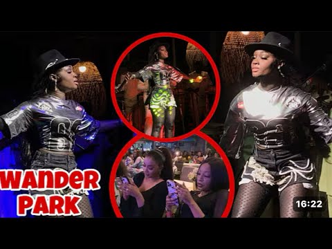 Live WonderPark : le «  Battré » de Racky Aidara à Ndakhté Lo devant Dj Kheucha