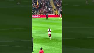 Maç Öncesi  Osimhen'e Destek #galatasaray #cimbom #gs #ultraslan #hedef2026 #osimhen  #konsantrasyon