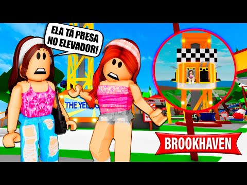 A MINHA IRMÃ FICOU PRESA NO ELEVADOR DO PARQUE | Historinhas Brookhaven RP | Roblox