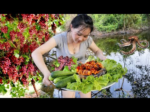 Cook octopus, squid, catfish, corn, eggplant, general dishes to survive alone. with bird sounds