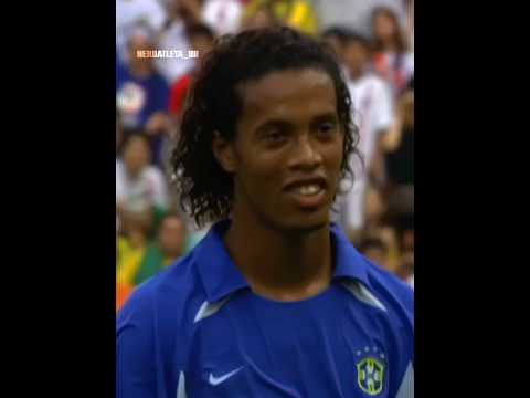 RONALDINHO DANDO SHOW CONTRA A INGLATERRA 💫