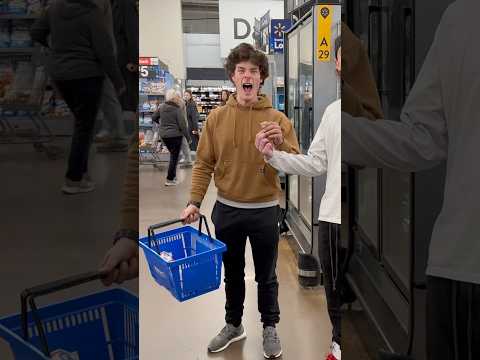 Getting people to scream in public pt 20