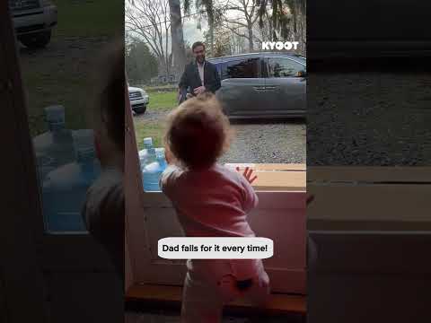 Now that's a tag team! ๐ #unexpected #family #pranks #scares #shorts