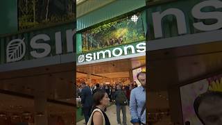 Simons  ouvre un premier magasin à Toronto