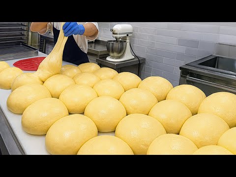 여긴 절대 놓칠 수 없다!! 소금빵계의 에르메스? 카이막 크림 때려넣은 미친 퀄리티 시오빵 달인 soft Salted butter bread / Korean street food