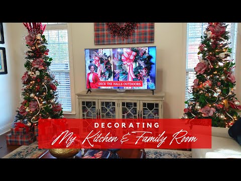 Decorating The Kitchen & Family Room For Christmas