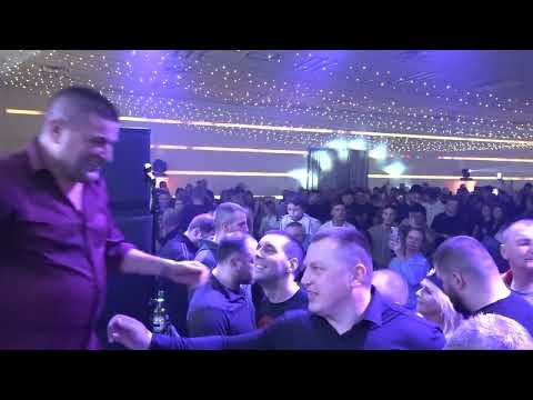 Baja Mali Knindza - Ne kuni me majko ( BOZICNI KONCERT U SIMONI 2025 )