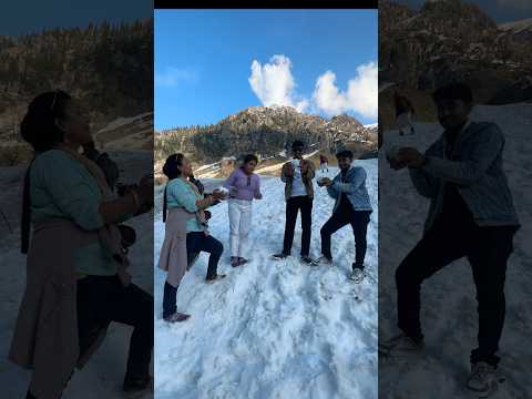 কাশ্মীরে Snow challenge করলাম 💃🏻😍￼