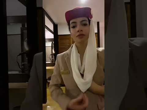 ازاي مضيفة الطيران بتصوم في رمضان مع السفر. يوم في رمضان مع مضيفة طيران الاماراتية. ازاي بصوم واسافر