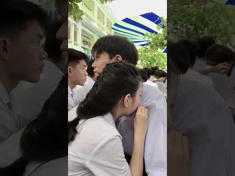crush thời còn nhiều giấy khen của bạn giờ thế nào #viralvideo #trendingshorts #xuhuong #giaitri