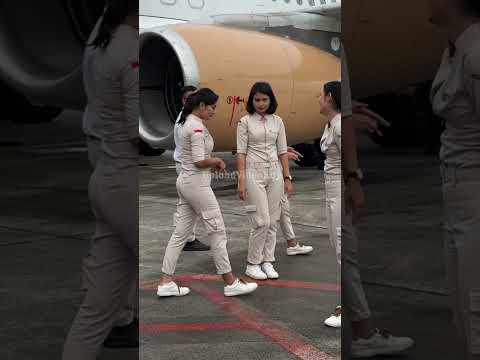 Lagi pada ngapain nih Pramugari super air jet‼️