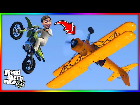 STUNT PLANES VS BIKE RUNNERS IN GTA 5