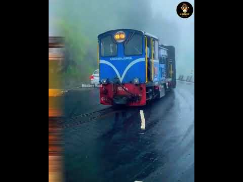 इस ट्रेन का मालिक है एक किसान ? | Indian railway | #facts #stonefact #carbody #train #cement #viral