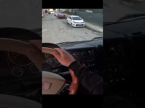 DAR SOKAKTA TIRI ARABAYA TAKTIM! #shorts
