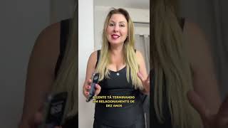 Ela foi para festa da empresa sem o marido 