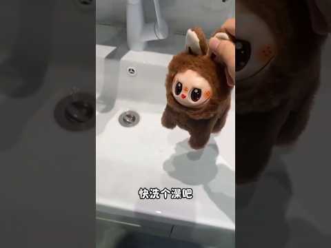 पाकून चिंकी को देखकर शर्मा गया🥵 ll Carraige House wooden artist ll #cartoon #shortvideoshortvideo