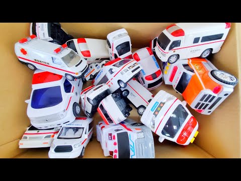 救急車のミニカー走る！ 緊急出動 走行 ご指導しました Dispatched Ambulance