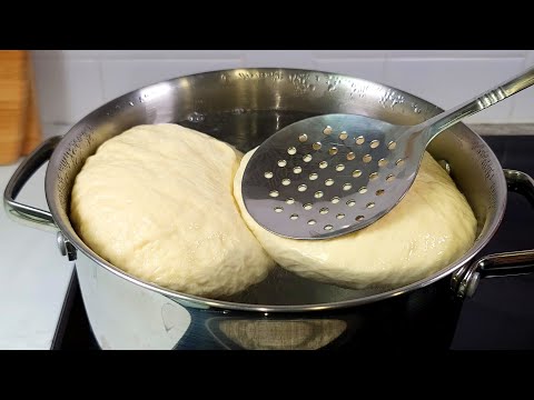 Haben Sie schon einmal Brot in kochendem Wasser gekocht? Eine neue Art, Brot zu backen. Brot backen