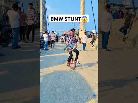 BMW Stunt😱❤️‍🔥 #publicreaction #ashortaday #popularshorts